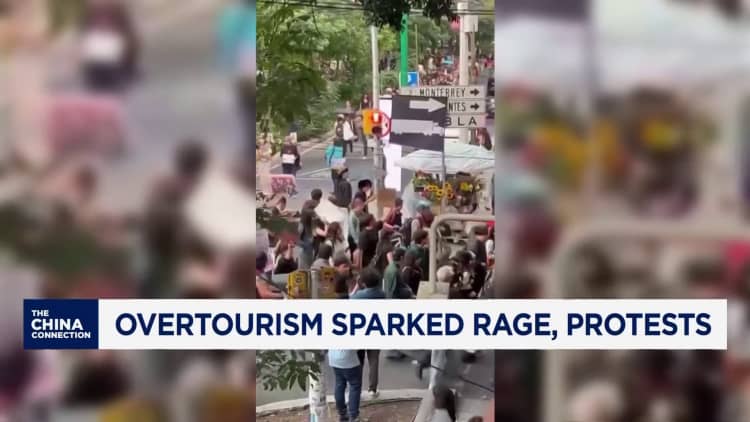 Mexico City residents march against overtourism as protests move beyond Europe