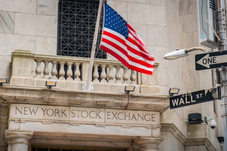 Stock Market Today: Dow Jones Futures Slip, Nasdaq Rises Amid Mixed Trade—United Parcel Service, UnitedHealth, 3D Systems In Focus – SPDR S&P 500 (ARCA:SPY)