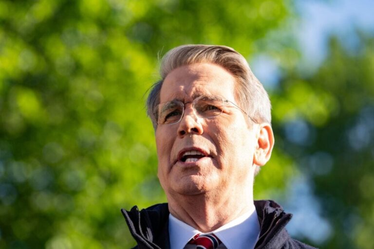 Scott Bessent Fires Back At Bob Elliott’s Claim That Tariffs ‘Offset’ Rent Relief, Says Critics ‘Don’t Get To Cherry-Pick’ Inflation