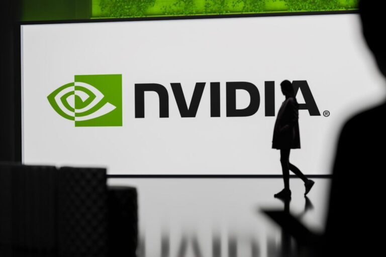 Weekend Tech Round-Up: Nvidia’s AI Chip Sale To China Blocked, Apple’s Billion-Dollar Deal With Google And More