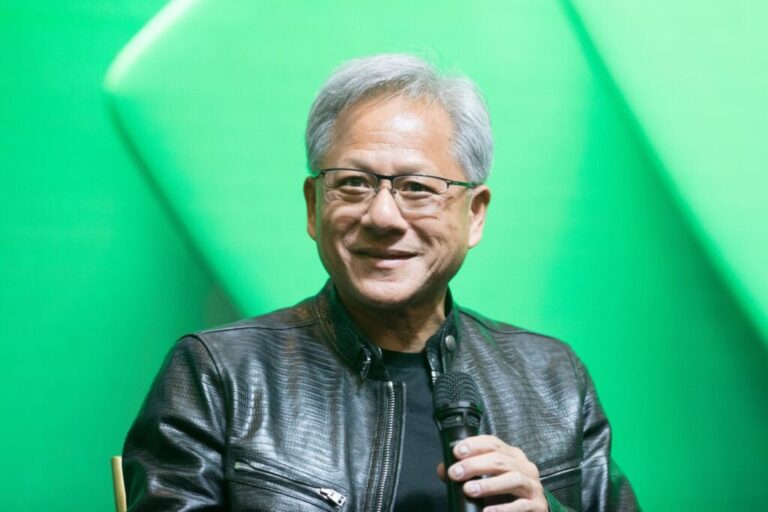 Nvidia CEO Jensen Huang Hails TSMC Wafer Backing Amid ‘Very Strong’ Demand For Blackwell Chips After Trump Bars Sales To ‘Other People’ – NVIDIA (NASDAQ:NVDA), Micron Technology (NASDAQ:MU)