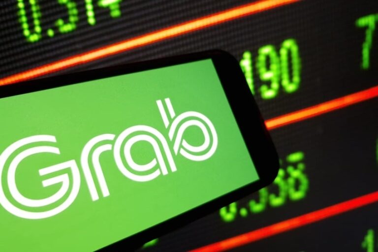 Grab To Launch Autonomous Robobuses In Singapore In 2026, Retrain Drivers For New Tech Roles: ‘We See New Kinds Of Jobs Emerging’ – Grab Holdings (NASDAQ:GRAB)