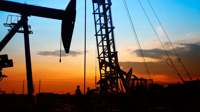 This oil drilling stock is remarkably cheap. How to trade it with options