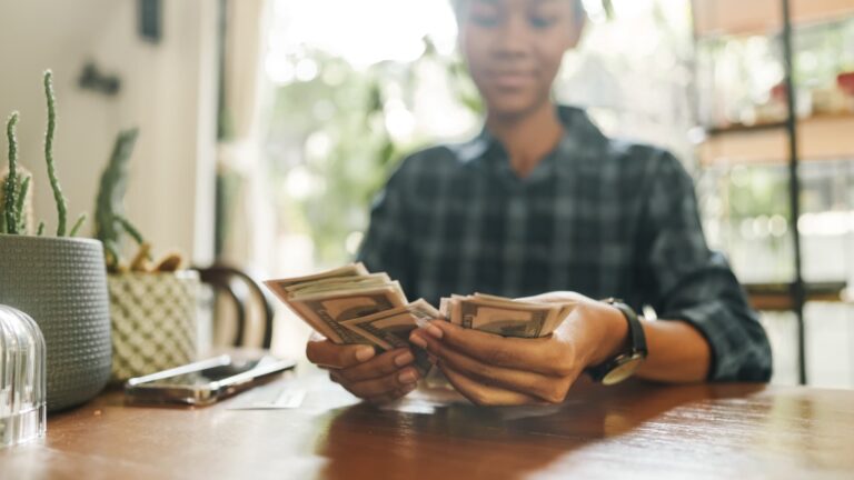 Single-stock ETFs can amplify returns, analyst says, but there’s ‘significant risk that the bet goes wrong’