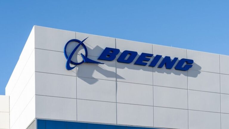 Boeing Says Trump’s Equity Plan Does Not Apply To Big US Defense Firms: Report – Boeing (NYSE:BA)