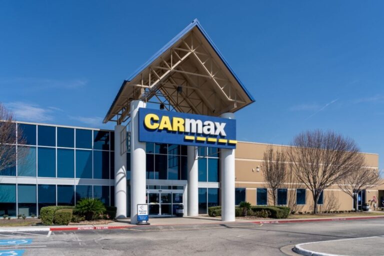 CarMax Likely To Report Lower Q3 Earnings; These Most Accurate Analysts Revise Forecasts Ahead Of Earnings Call – CarMax (NYSE:KMX)
