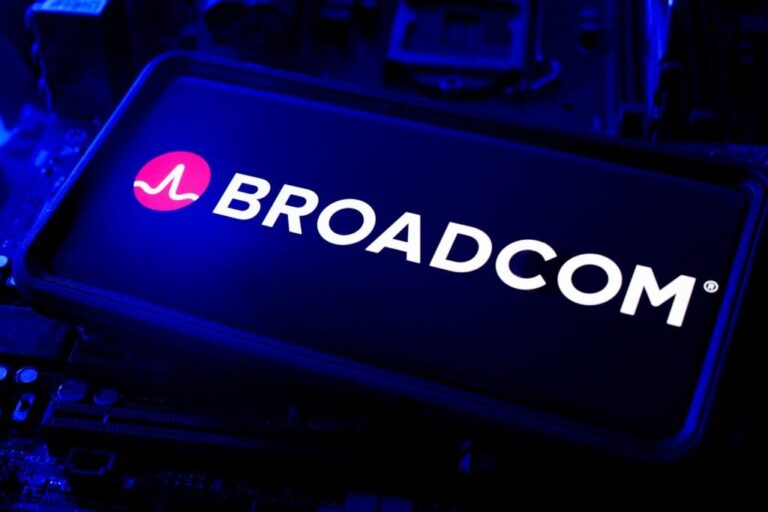 Broadcom: $6B AI Quarter Carries Risk, Nvidia Bulls Aren’t Worried – Broadcom (NASDAQ:AVGO), NVIDIA (NASDAQ:NVDA)