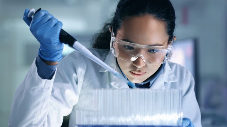 There’s a ‘bearish-to-bullish’ reversal happening in this mid-cap biotech stock, says Carter Worth