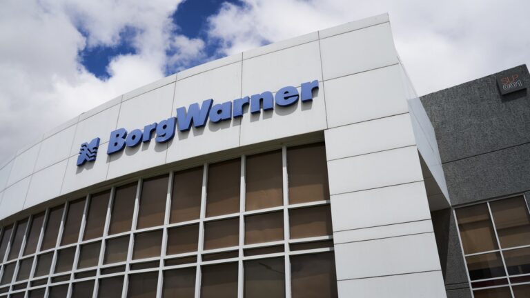 This auto supplier just pivoted to AI data centers. Wall Street is really bullish