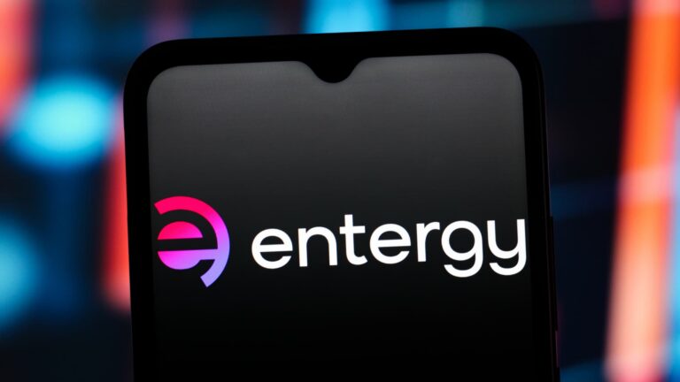 This sector is having its best start since at least 2000. Wall Street likes these dividend payers