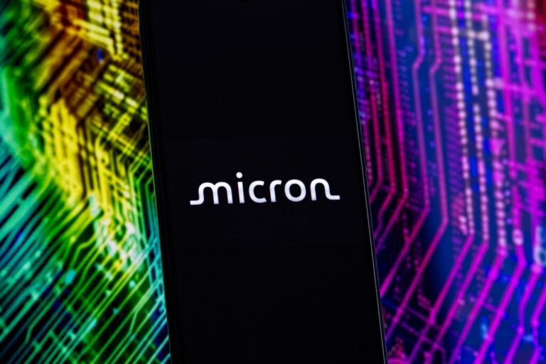 Why Are Micron Technology Shares Sliding On Monday? – Micron Technology (NASDAQ:MU)